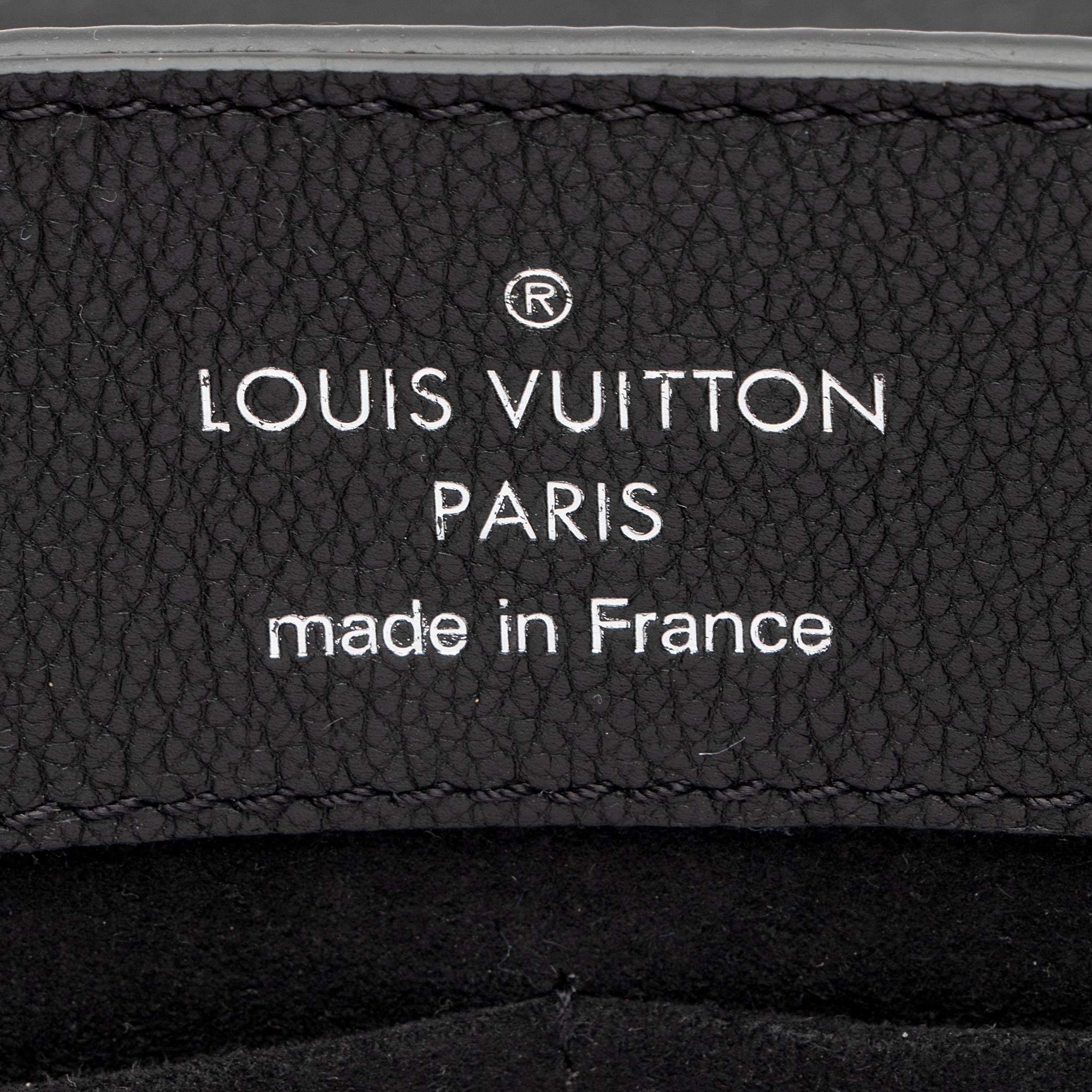 Louis Vuitton Grained Calfskin Lockme Ever MM Satchel (SHF-OiIBfz)