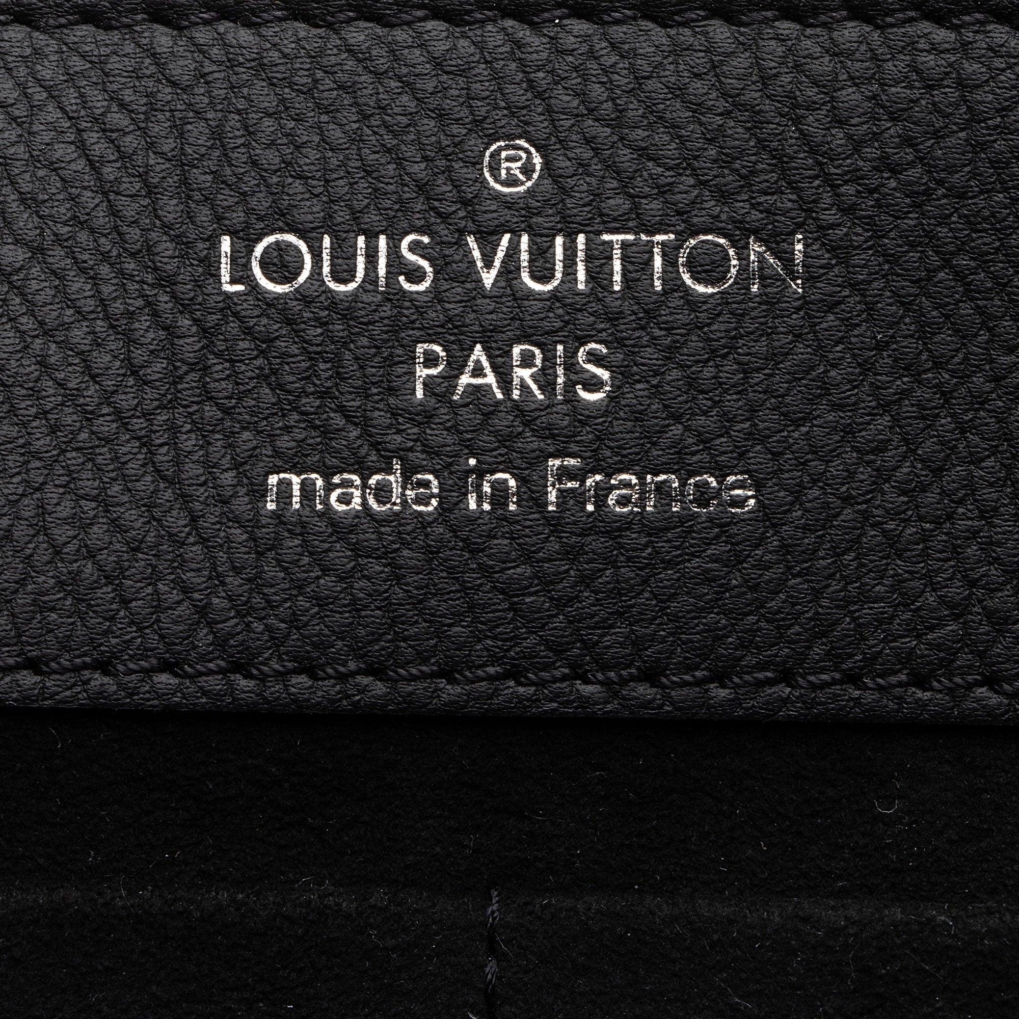 Louis Vuitton Grained Calfskin Lockme Ever MM Satchel (SHF-xxWmqD)