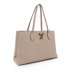 Louis Vuitton Grained Calfskin Lockme Shopper Tote (SHF-rjiNdJ)
