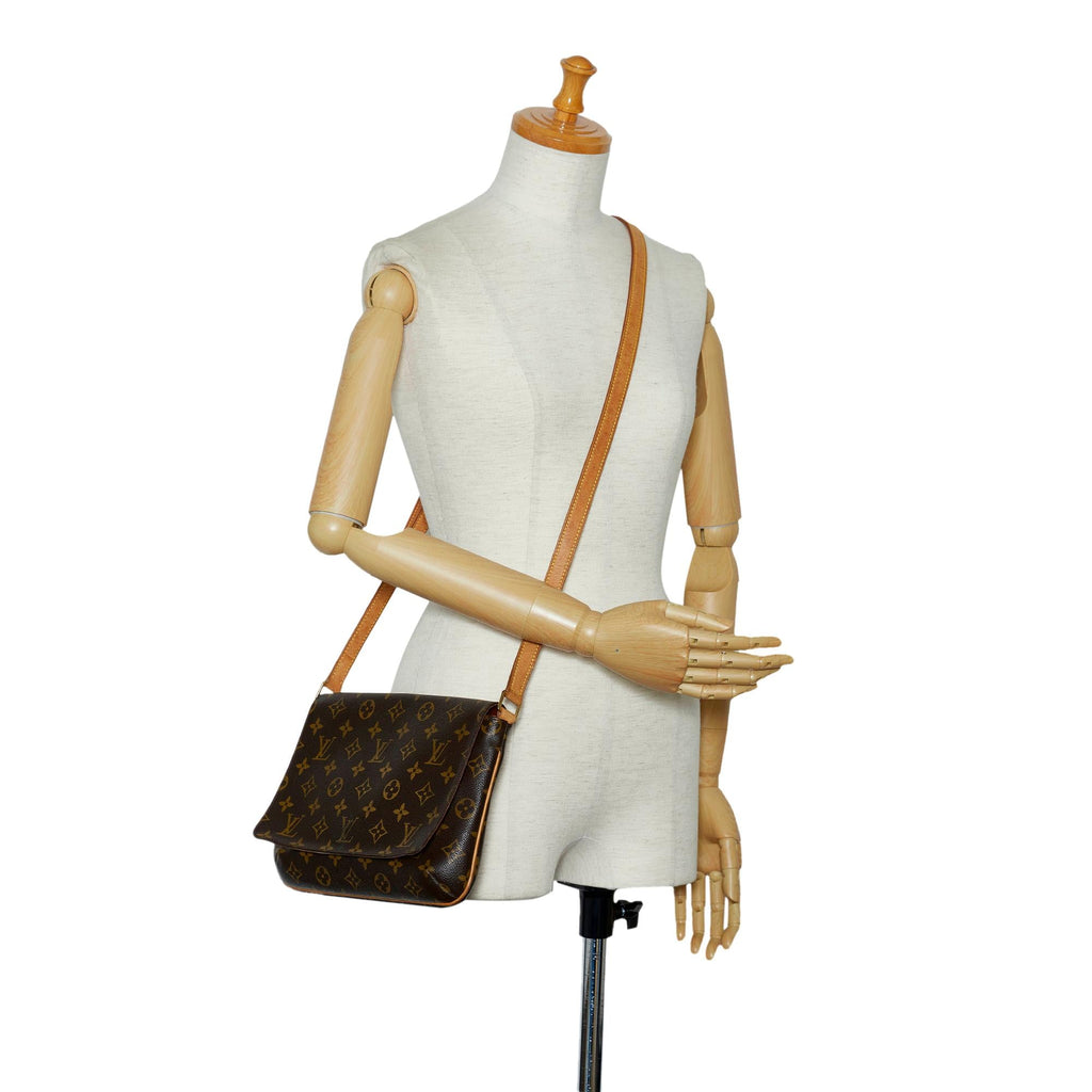 Louis Vuitton Monogram Musette Tango Long Strap (SHG-vusHB1)