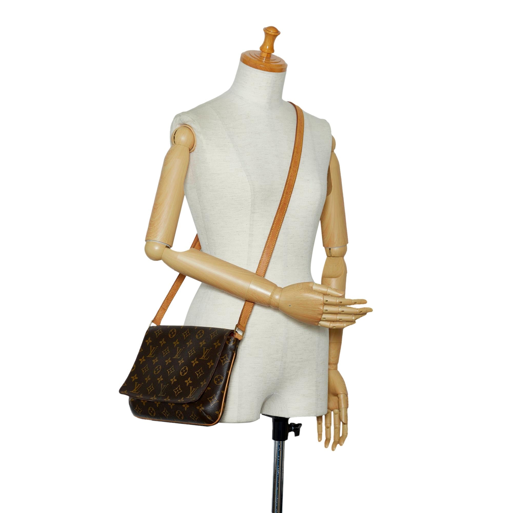 Louis Vuitton Monogram Musette Tango Long Strap (SHG-vusHB1)