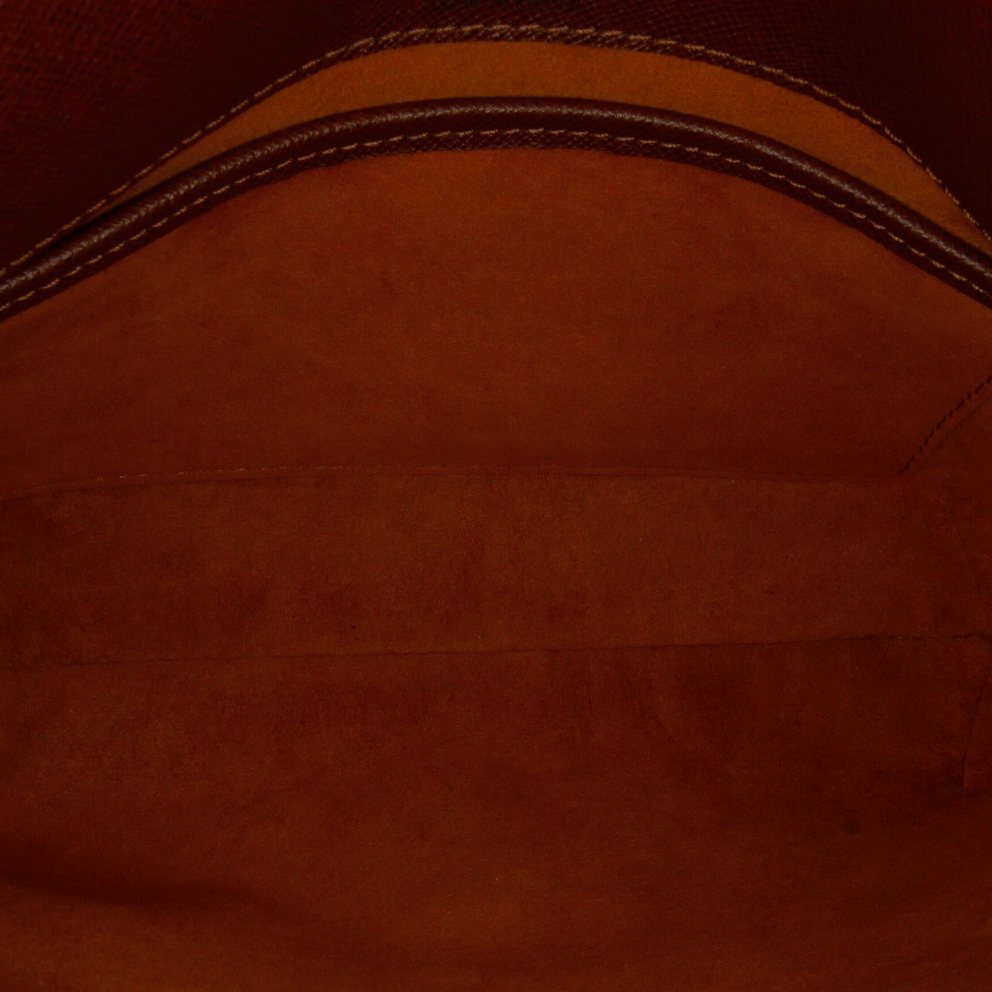 Louis Vuitton Monogram Musette Tango Short Strap (SHG-F2M2Re)