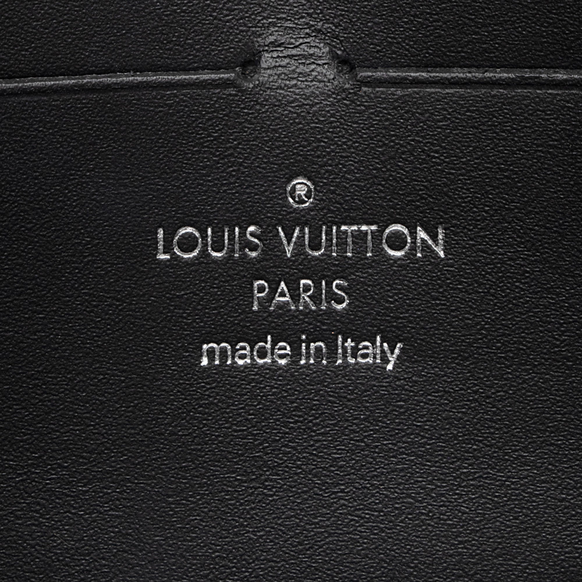 Louis Vuitton Suede Calfskin Wild Leopard Print Twist Chain Wallet (SHF-640zA2)