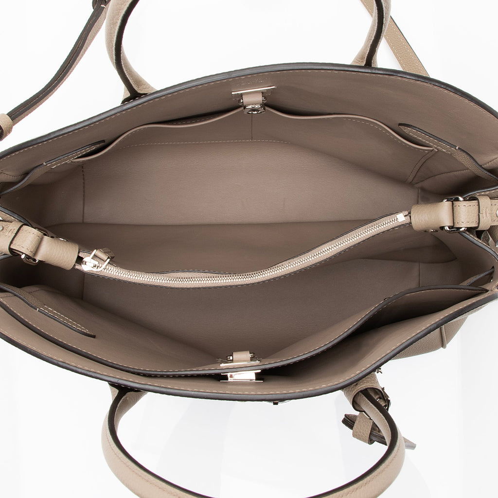 Louis Vuitton Veau Nuage Calfskin Milla MM Tote (SHF-23752)