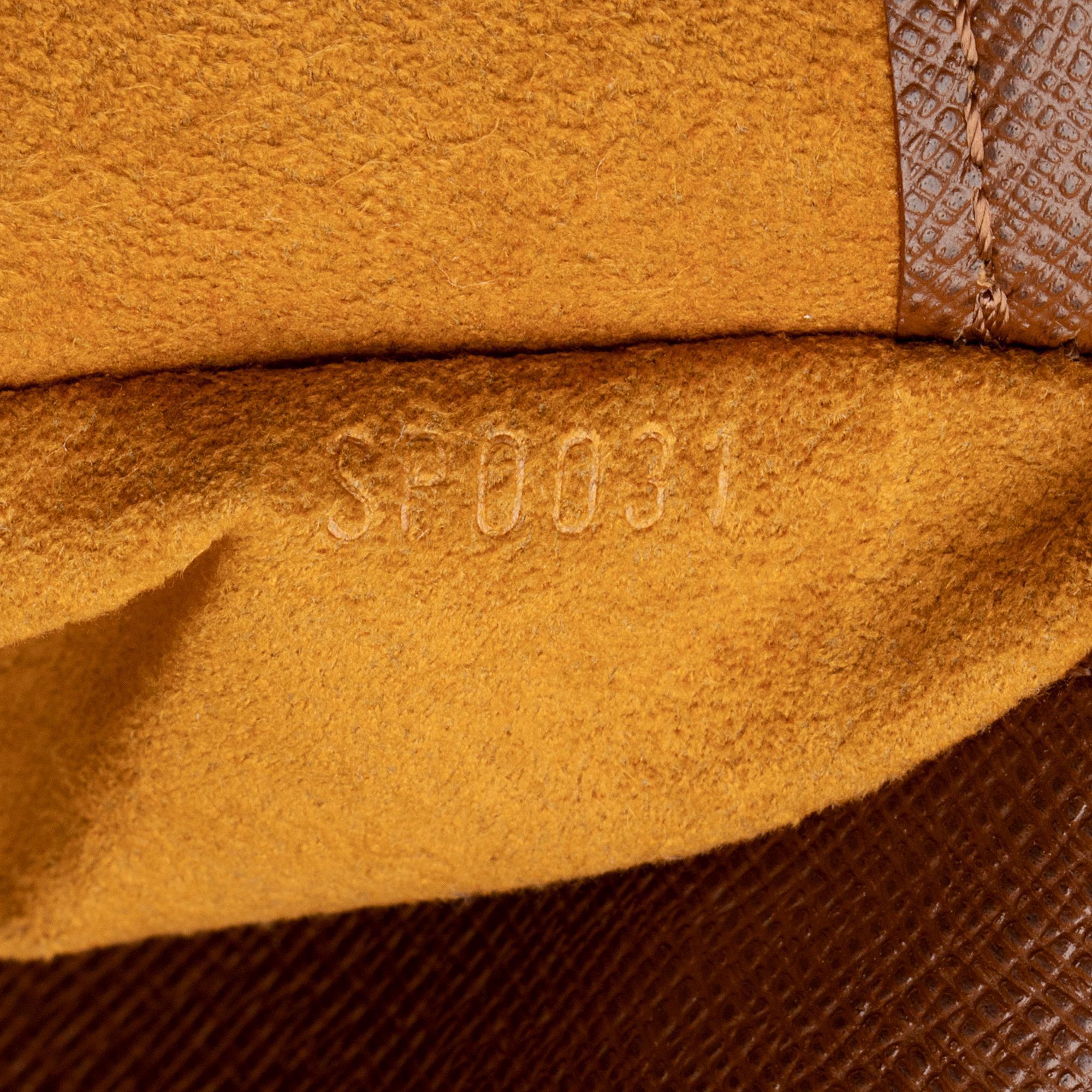 Louis Vuitton Vintage Monogram Canvas Musette Tango Shoulder Bag (SHF-YLN5hB)