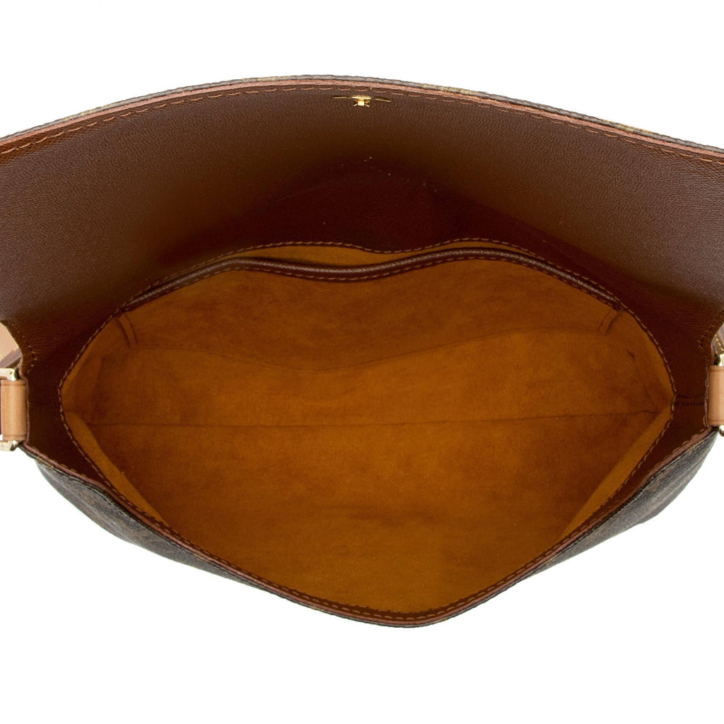 Louis Vuitton Vintage Monogram Canvas Musette Tango Shoulder Bag (SHF-YLN5hB)