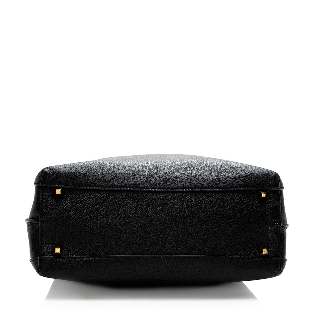 MCM Calfskin Milla Large Hobo (SHF-18232)