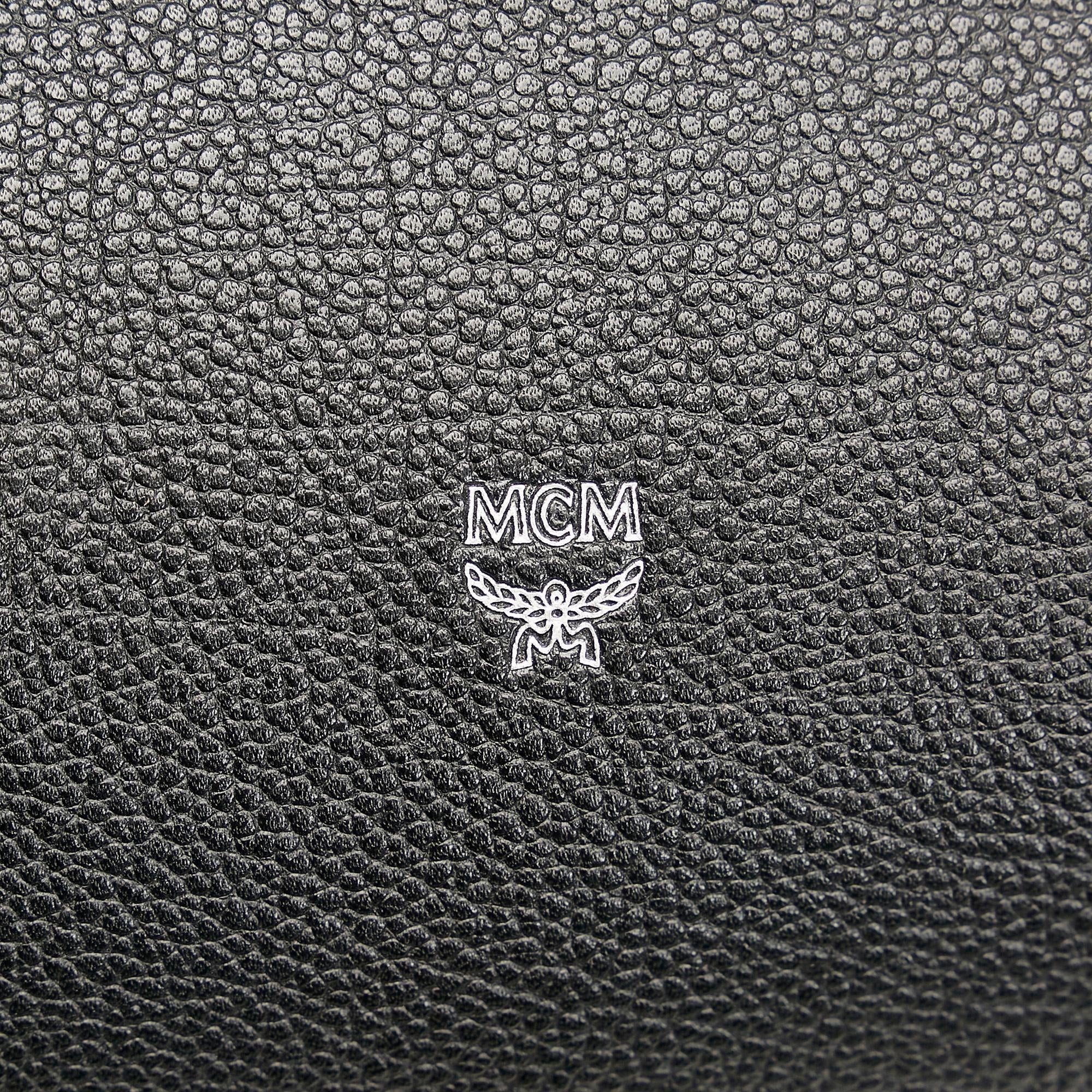 MCM Grained Calfskin Medium Ella (SHG-37897)
