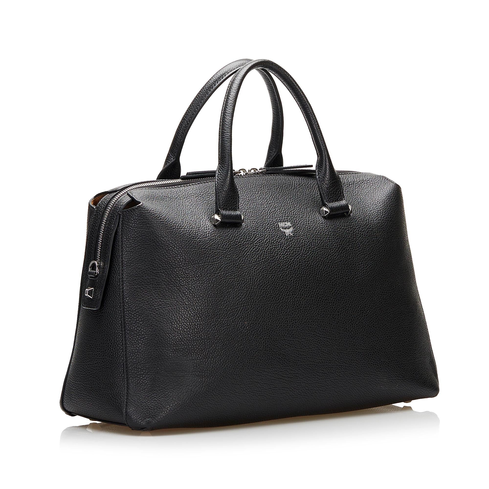 MCM Grained Calfskin Medium Ella (SHG-37897)