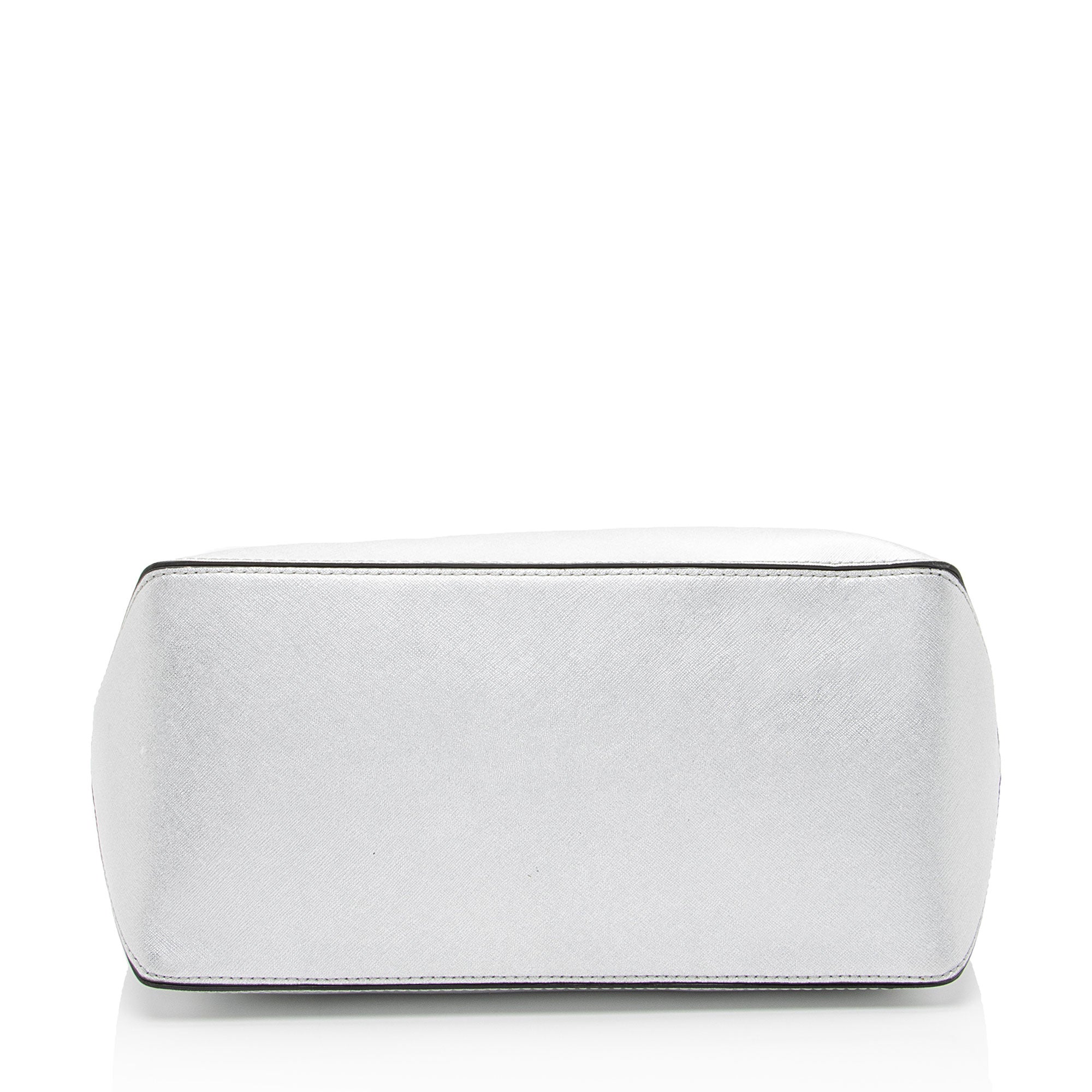 Marc Jacobs Embossed Leather Logo E/W Tote