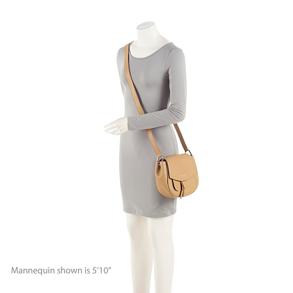 Marc Jacobs Leather Maverick Tassel Saddle Shoulder Bag (SHF-xXOWja)