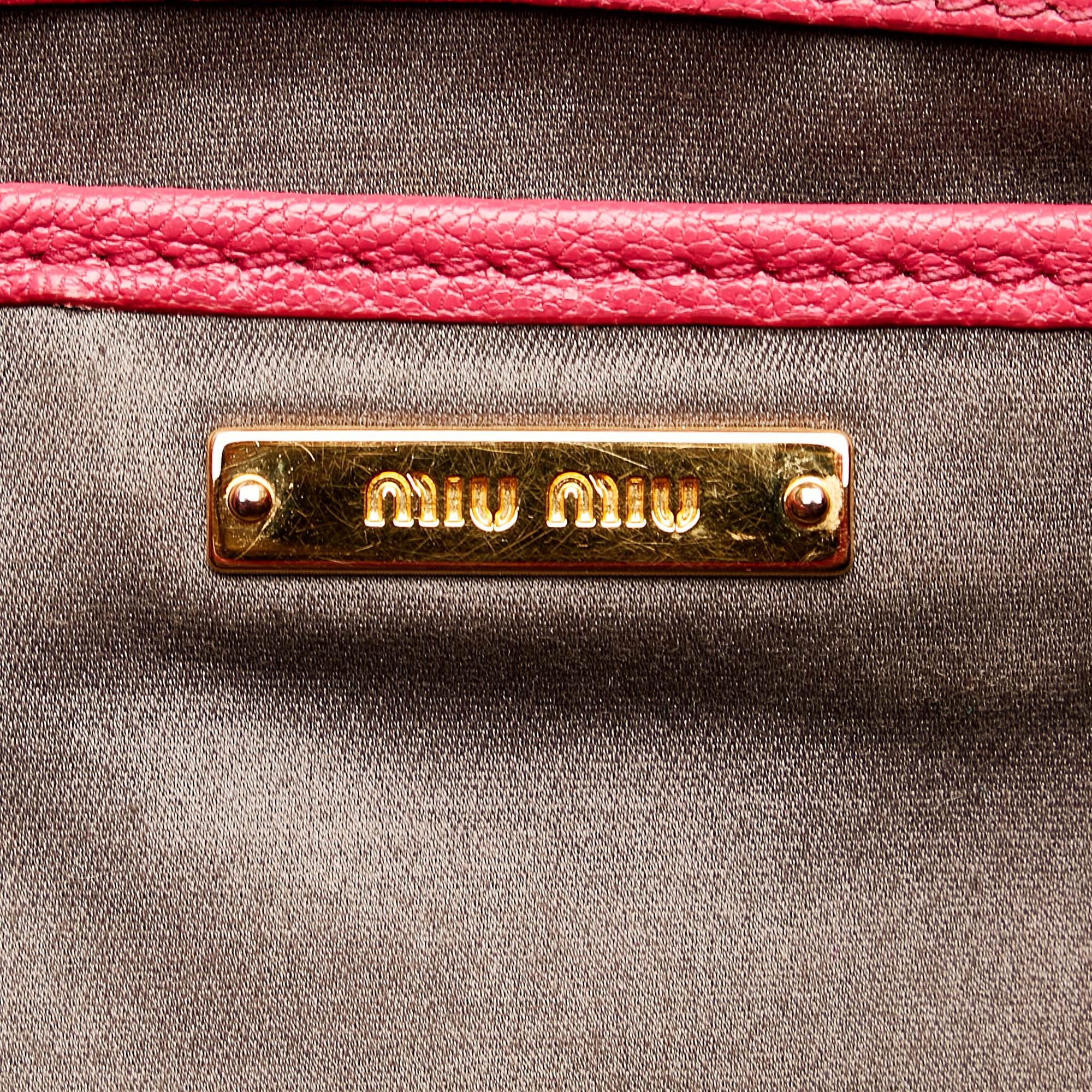 Miu Miu Leather Handbag (SHG-26920)