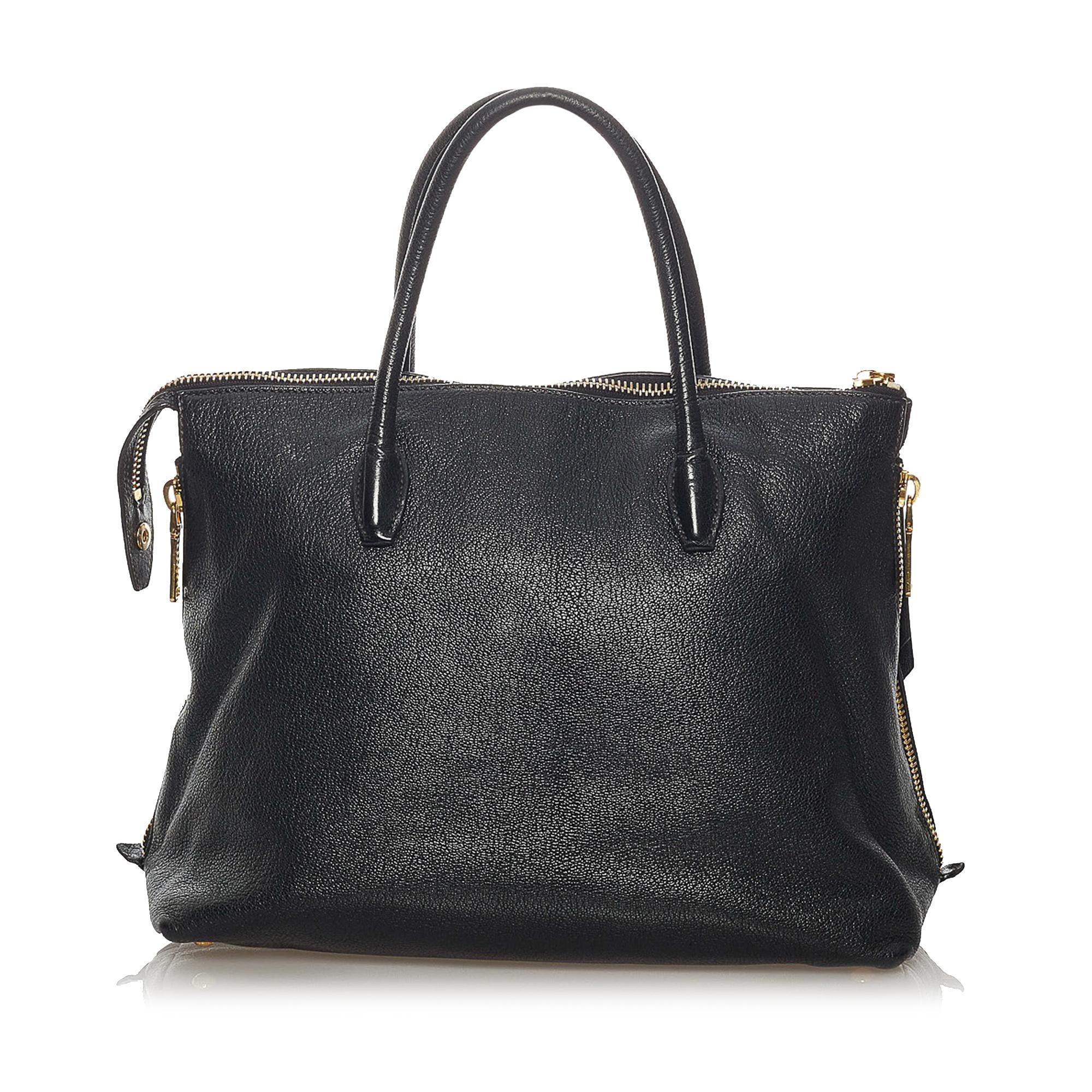 Miu Miu Leather Handbag (SHG-29141)