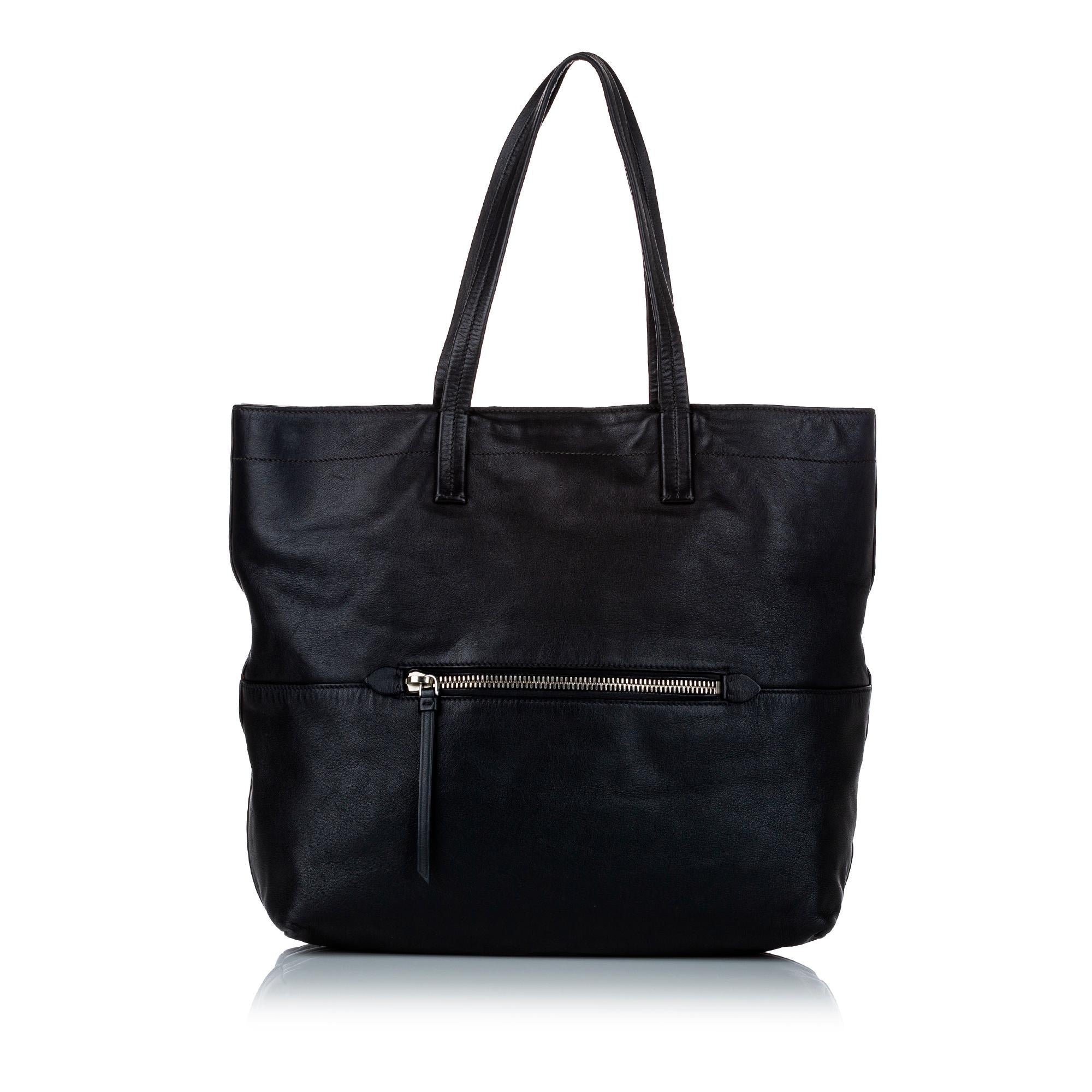 Miu Miu Leather Tote Bag (SHG-29208)