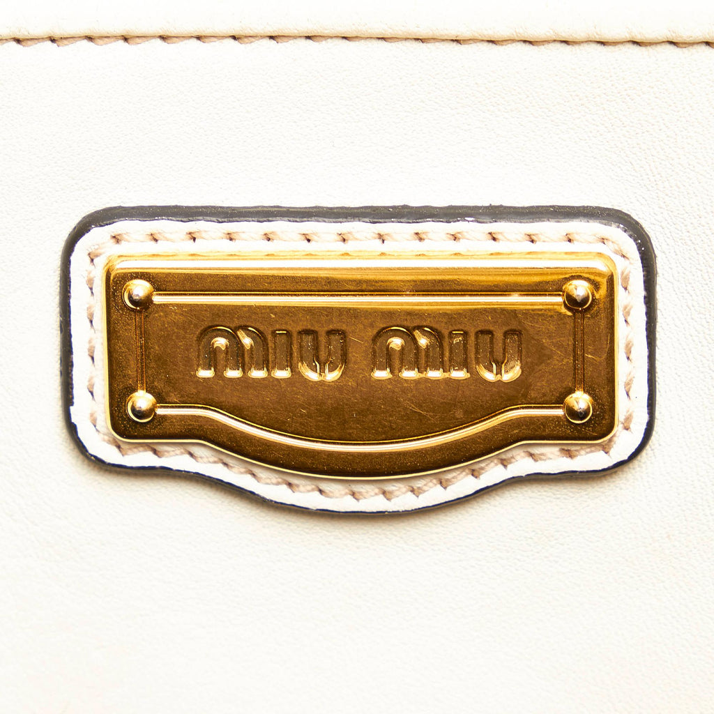 Miu Miu Leather Tote Bag (SHG-31193)