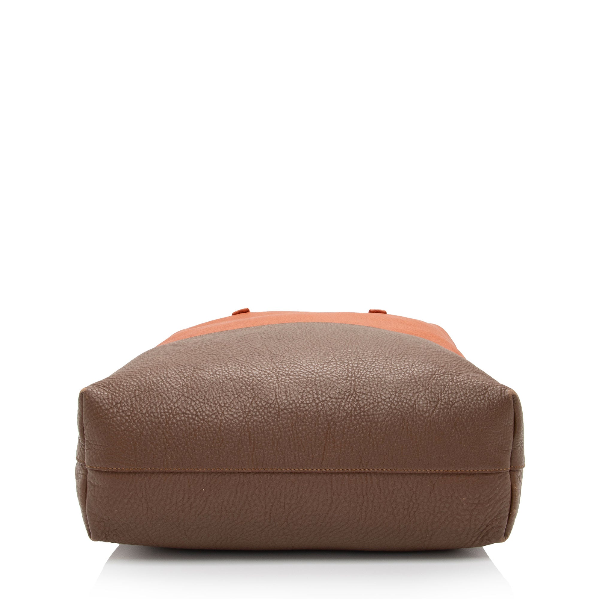 Miu Miu Leather Two Tone Shopper Tote (SHF-oE9uDy)