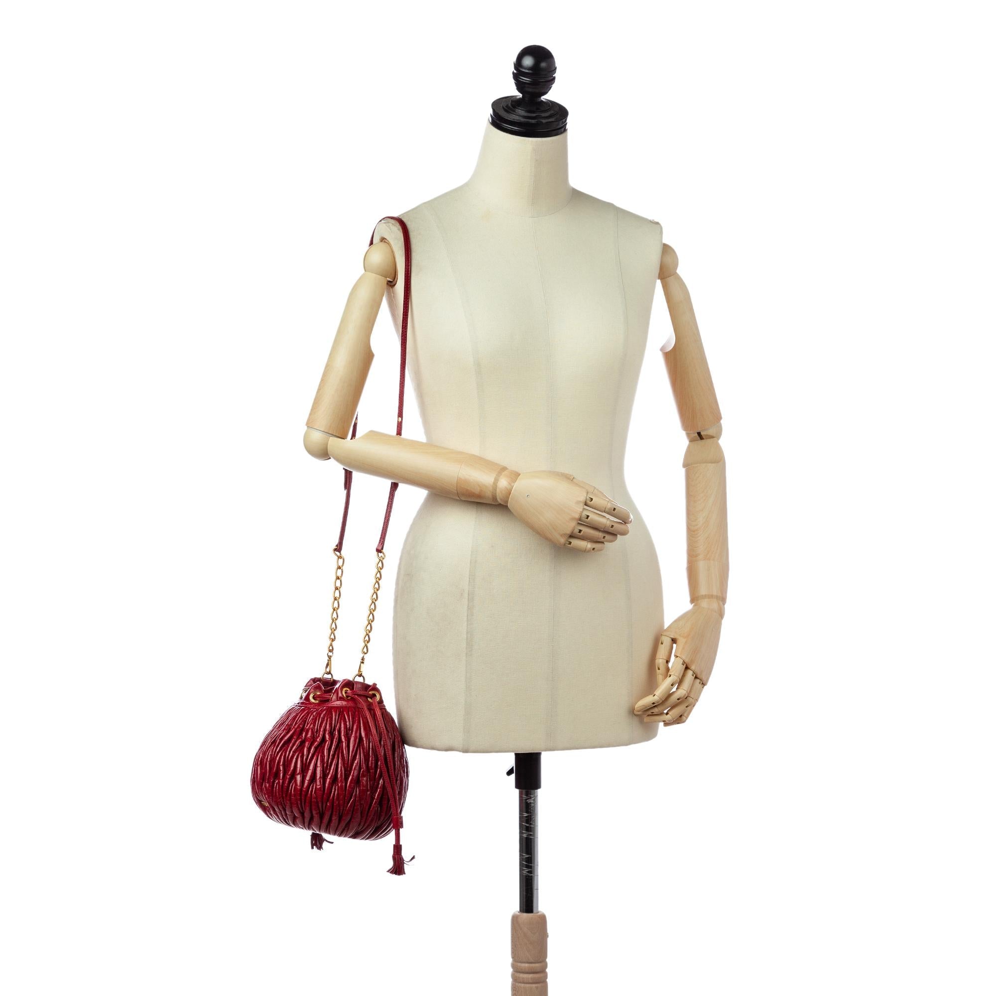 Miu Miu Matelasse Lambskin Leather Bucket Bag (SHG-30796)