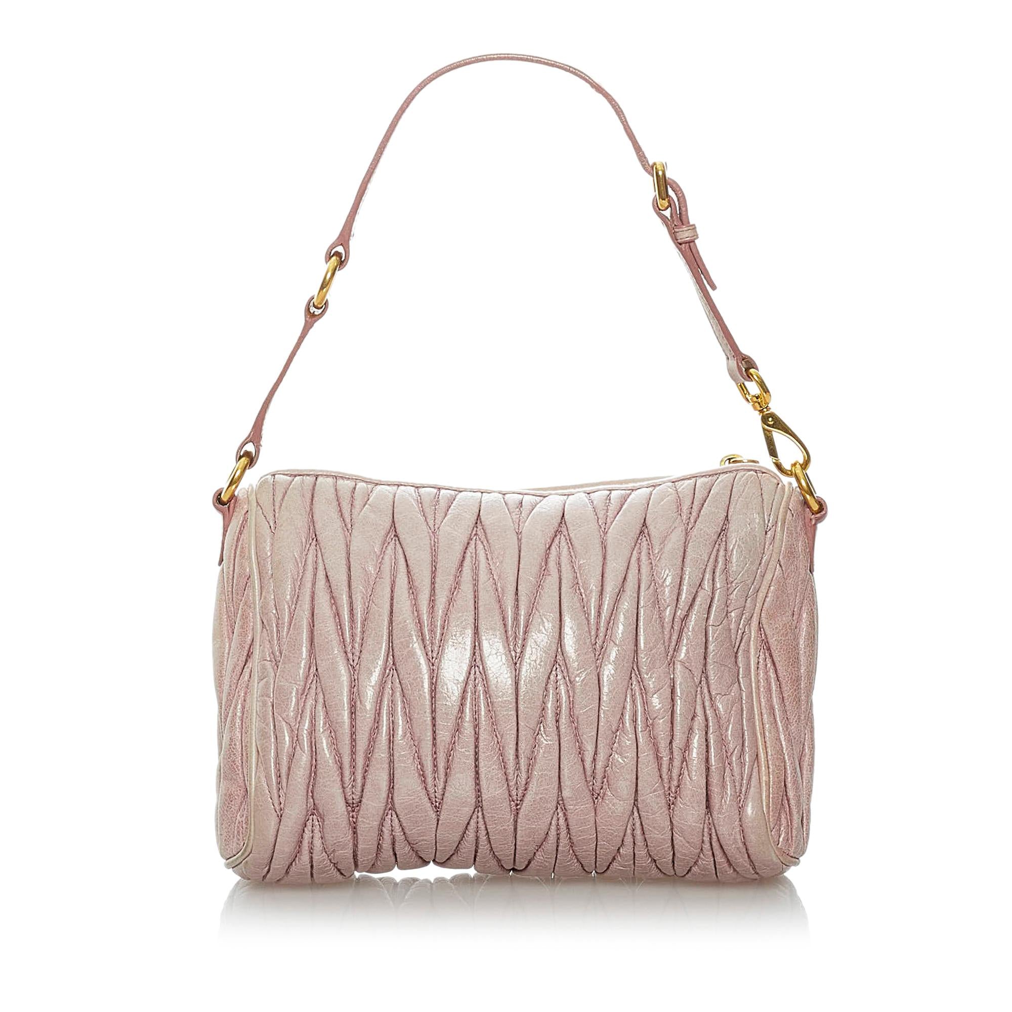 Miu Miu Matelasse Leather Baguette (SHG-29667)