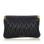 Miu Miu Matelasse Leather Clutch Bag (SHG-25253)