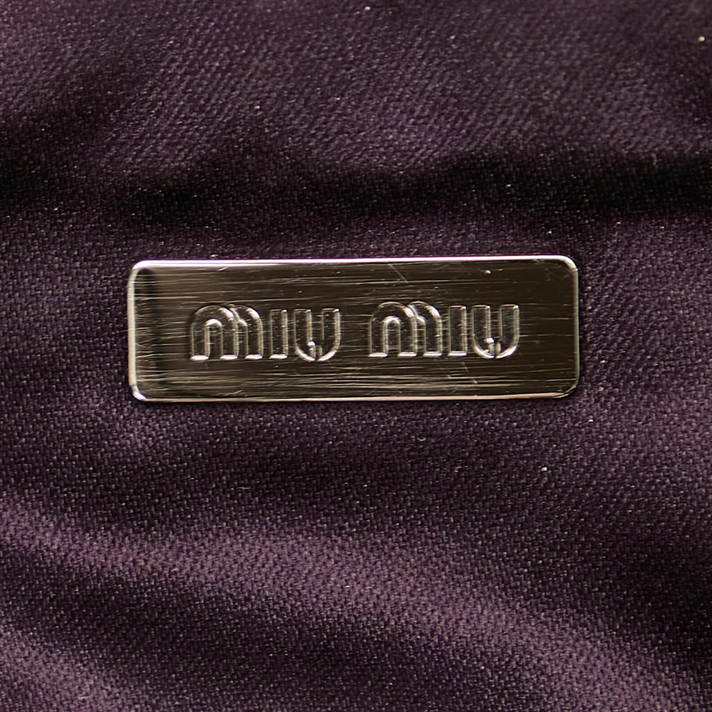 Miu Miu Matelasse Leather Clutch Bag (SHG-25331)