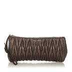 Miu Miu Matelasse Leather Clutch Bag (SHG-27316)