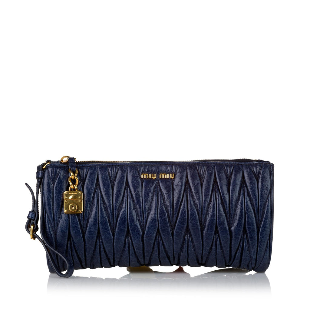 Miu Miu Matelasse Leather Clutch (SHG-31612)