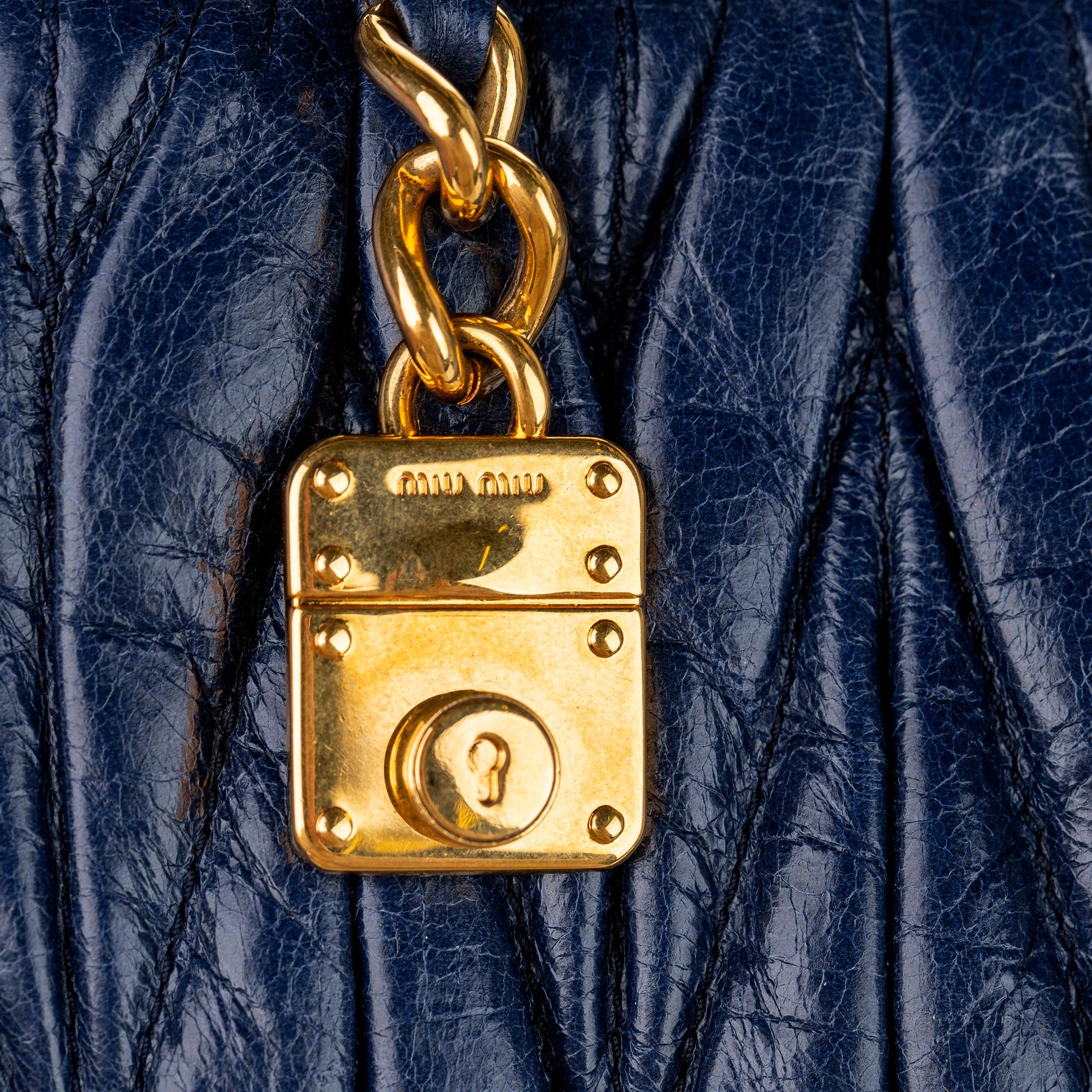 Miu Miu Matelasse Leather Clutch (SHG-31612)