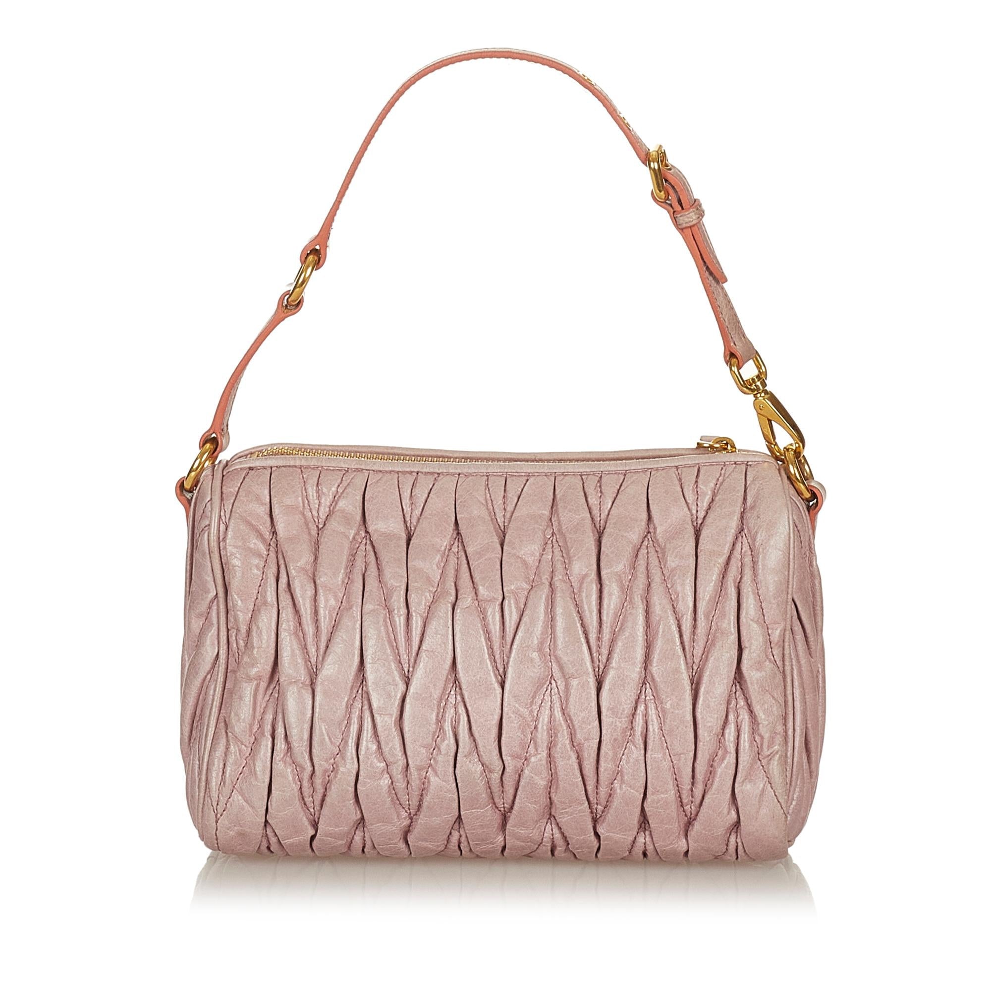 Miu Miu Matelasse Leather Handbag (SHG-26773)