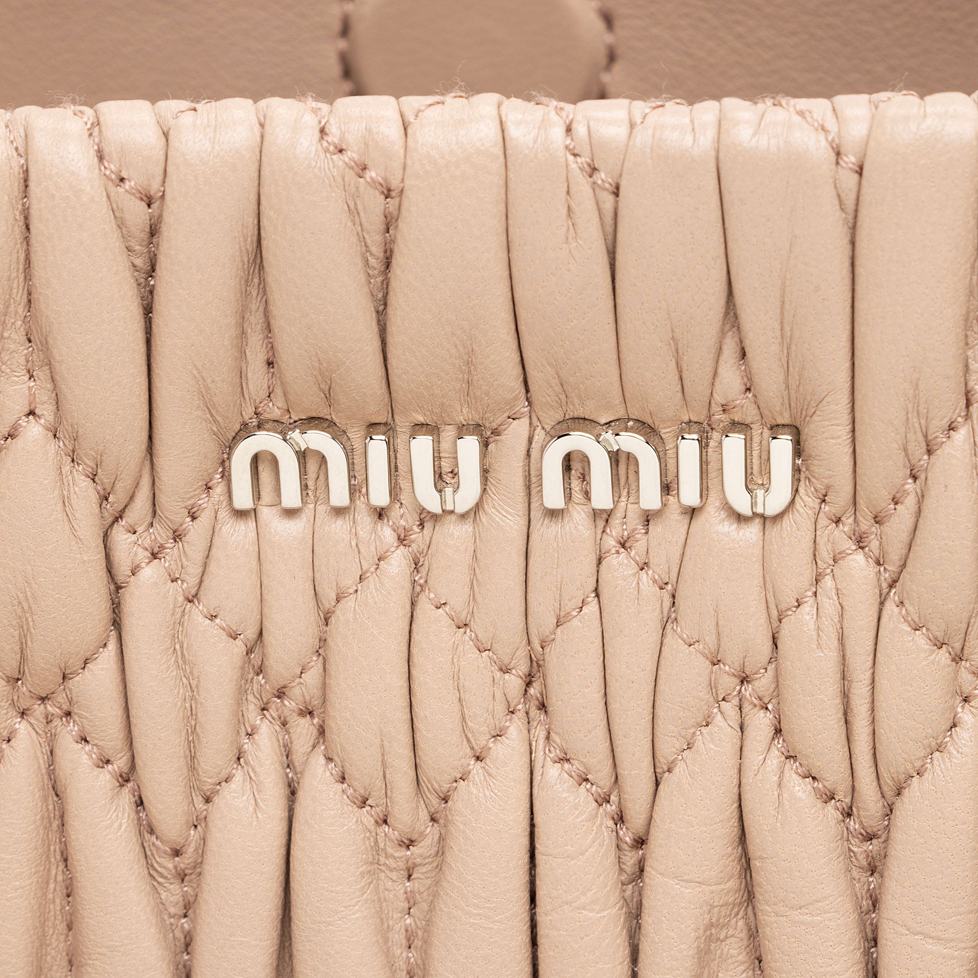 Miu Miu Matelasse Nappa Leather Crystal Tote (SHF-HoaF4F)