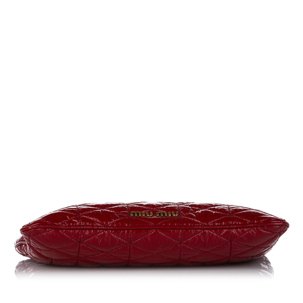 Miu Miu Matelasse Patent Leather Frame Clutch Bag (SHG-25268)