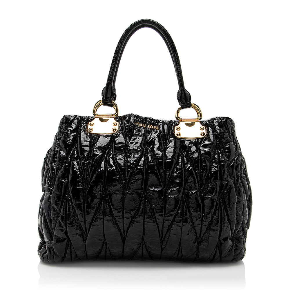 Miu Miu Patent Leather Matelasse Tote (SHF-17568)
