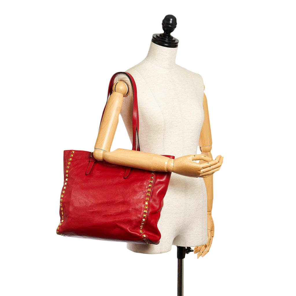 Miu Miu Studded Leather Tote Bag (SHG-32081)