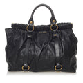 Miu Miu Vitello Lux Tote Bag (SHG-28201)