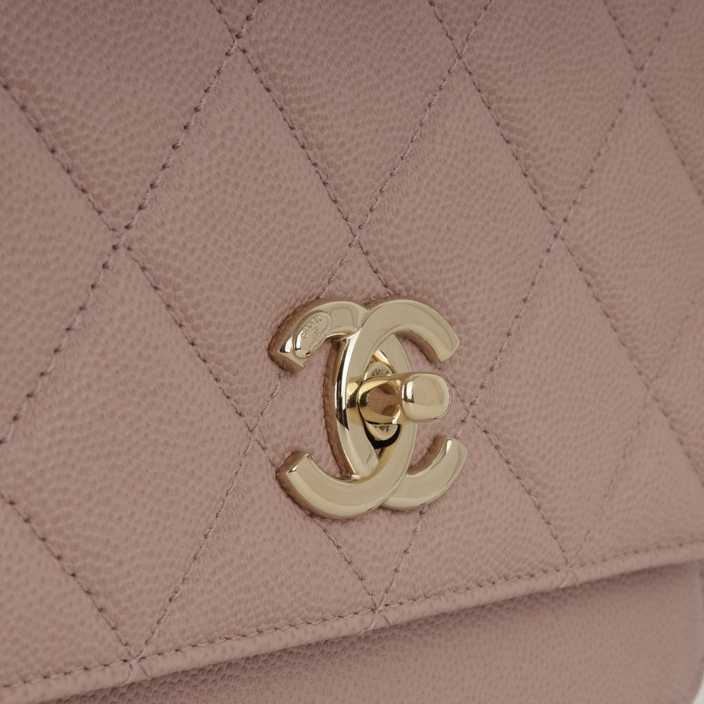 Chanel Medium  Business Affinity - Pink Caviar | Champagne Gold Hardware