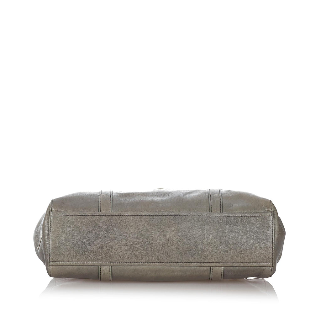 Prada Easy Leather Shoulder Bag (SHG-26913)