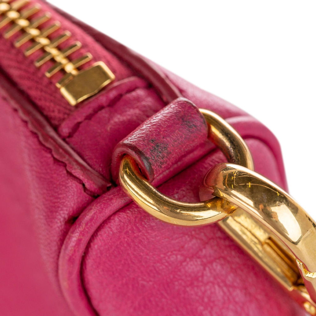 Prada Leather Baguette (SHG-26221)