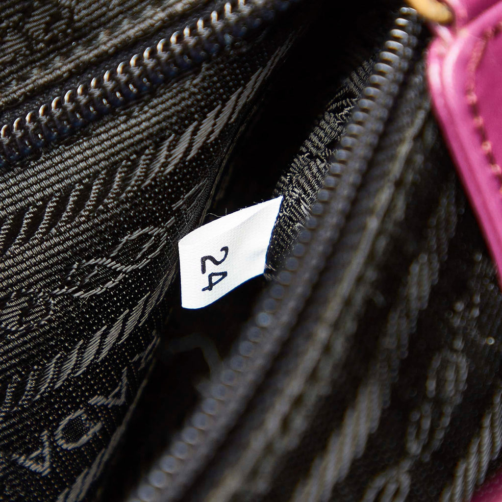 Prada Leather Handbag (SHG-18862)