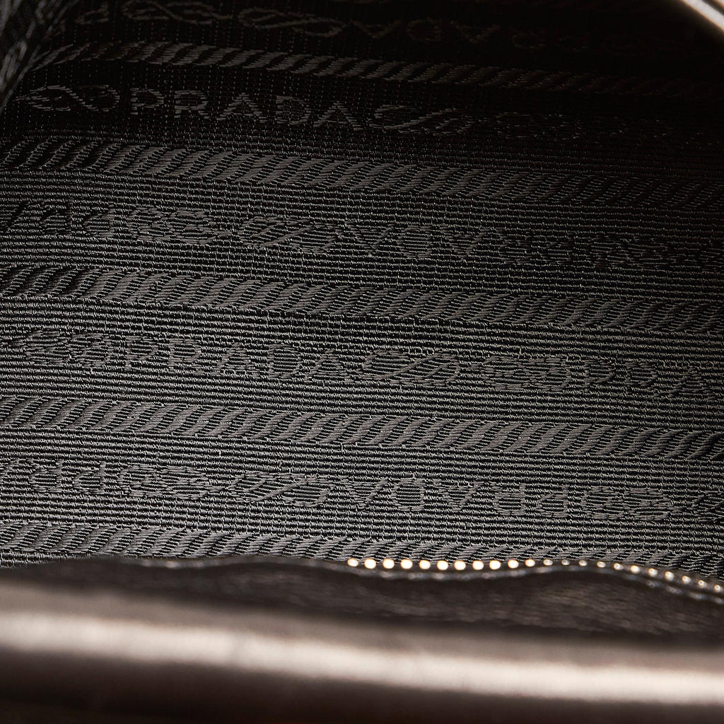 Prada Leather Handbag (SHG-27090)