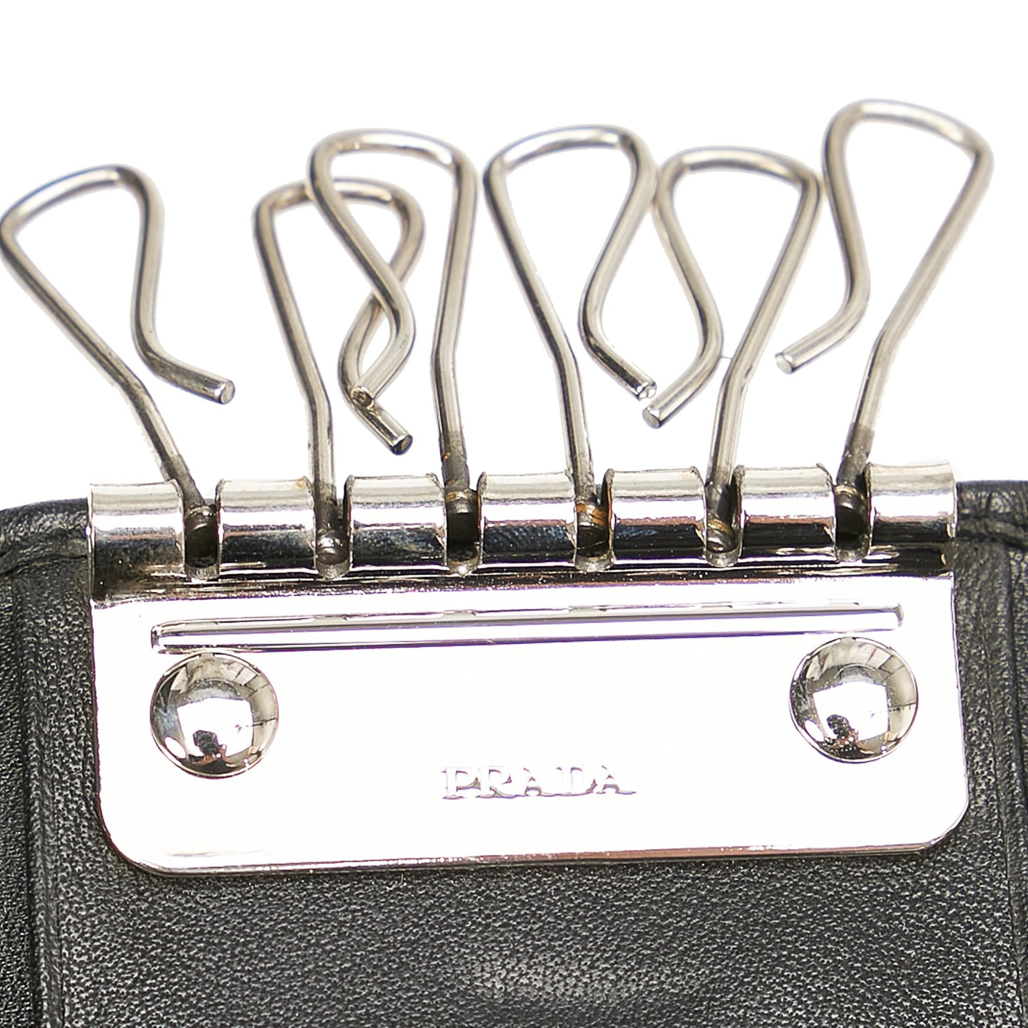 Prada Leather Key Case (SHG-23900)