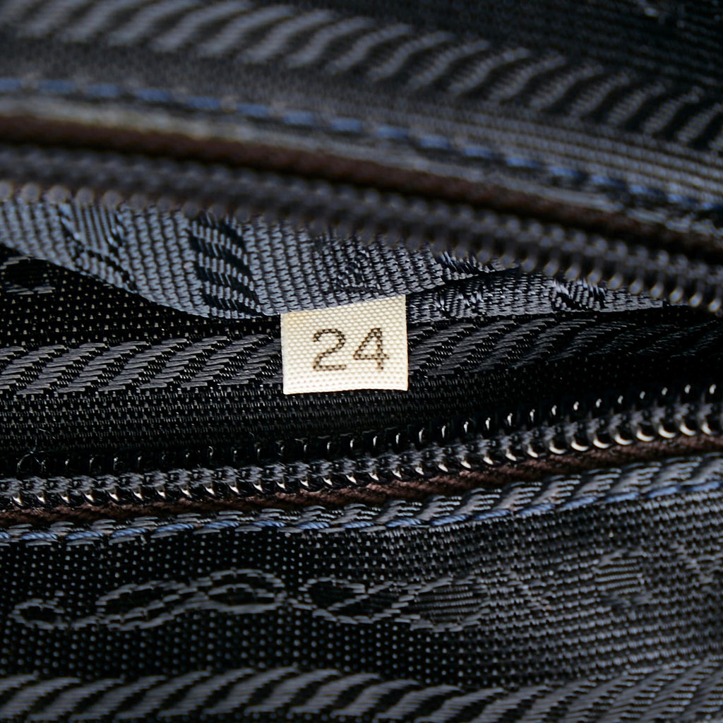 Prada Leather Shoulder Bag (SHG-25821)