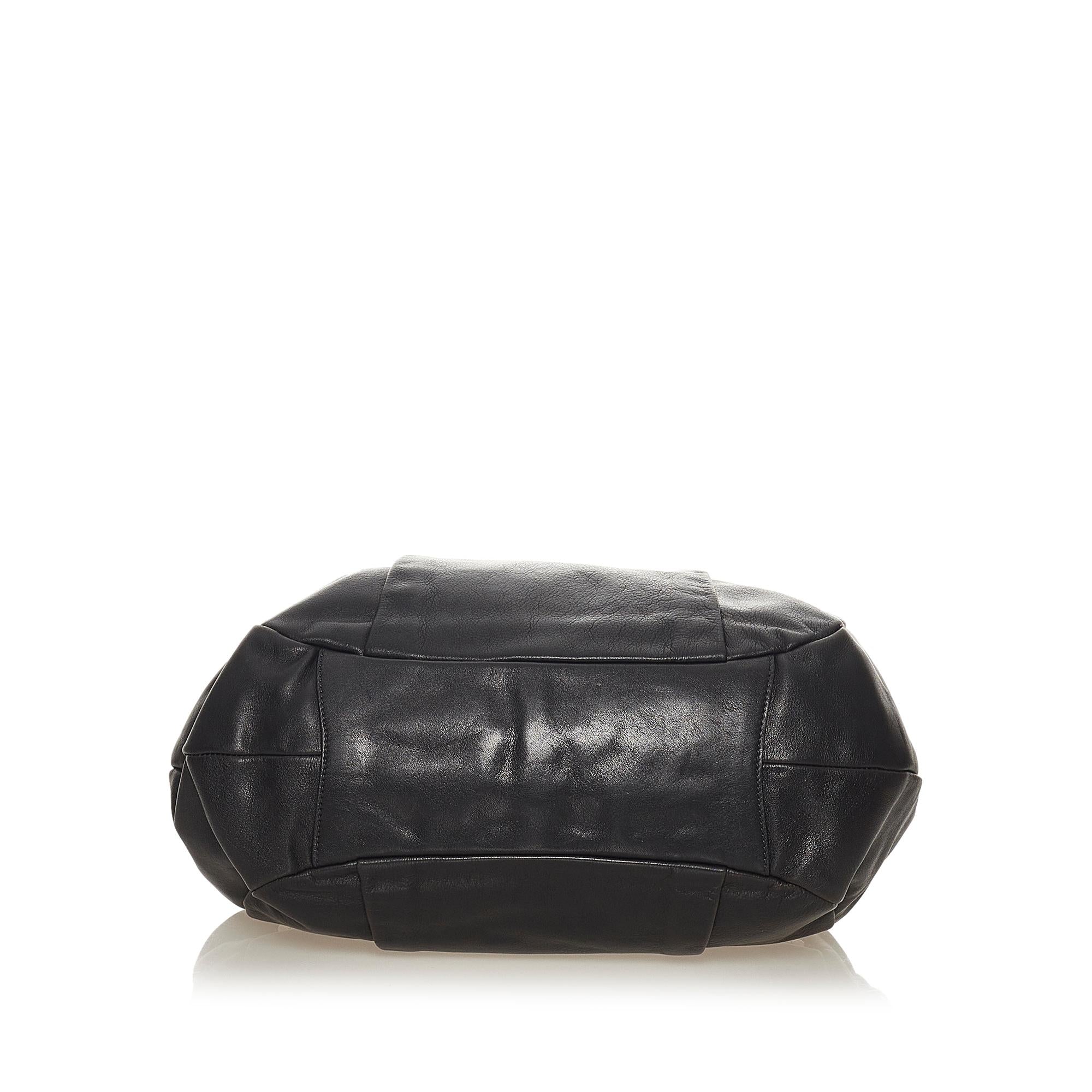 Prada Leather Shoulder Bag (SHG-27686)