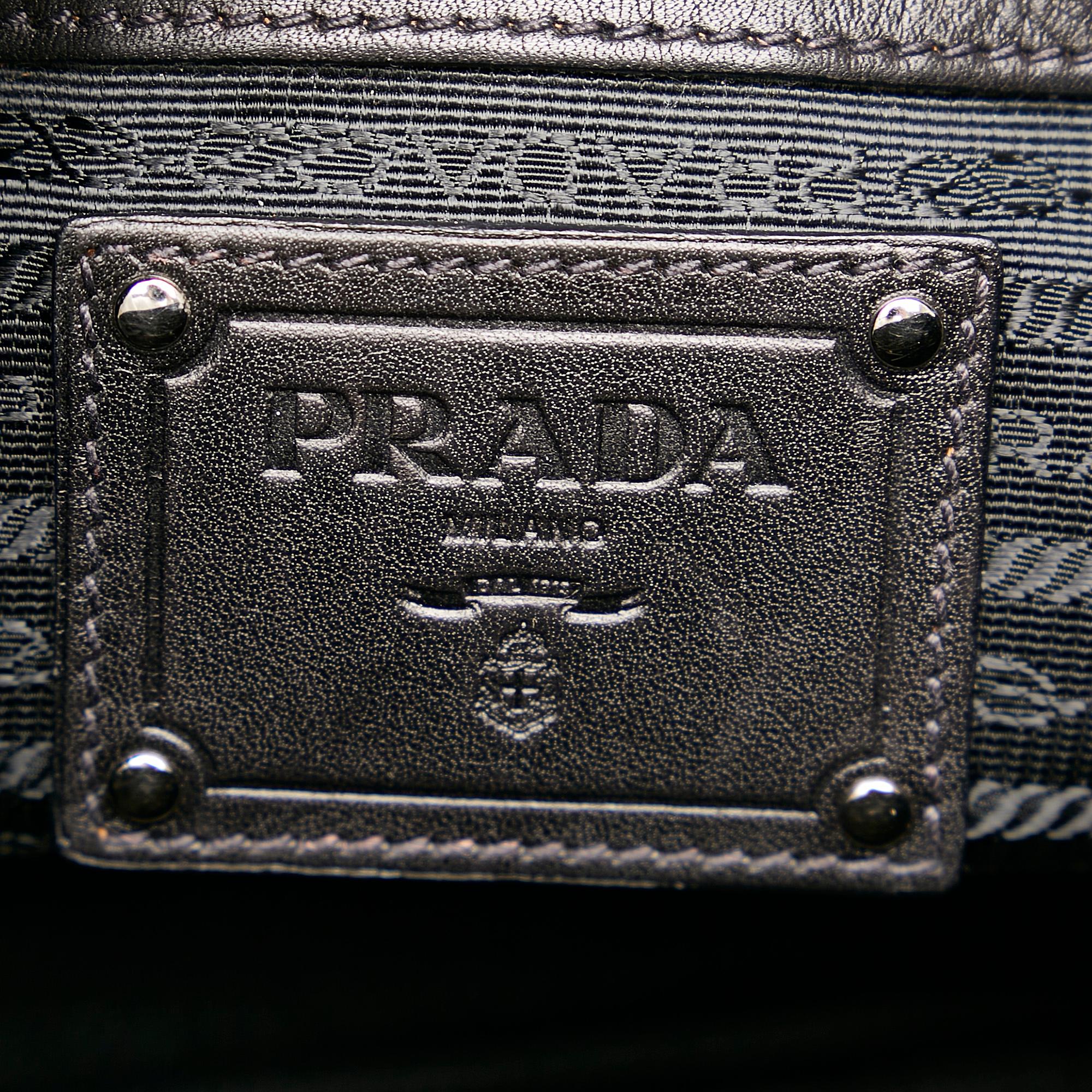 Prada Leather Shoulder Bag (SHG-27686)