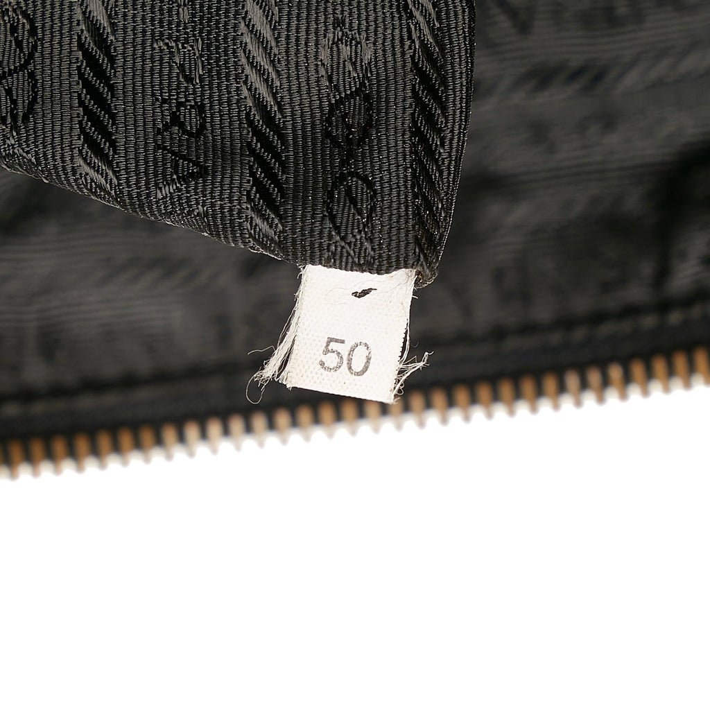 Prada Leather Shoulder Bag (SHG-28036)