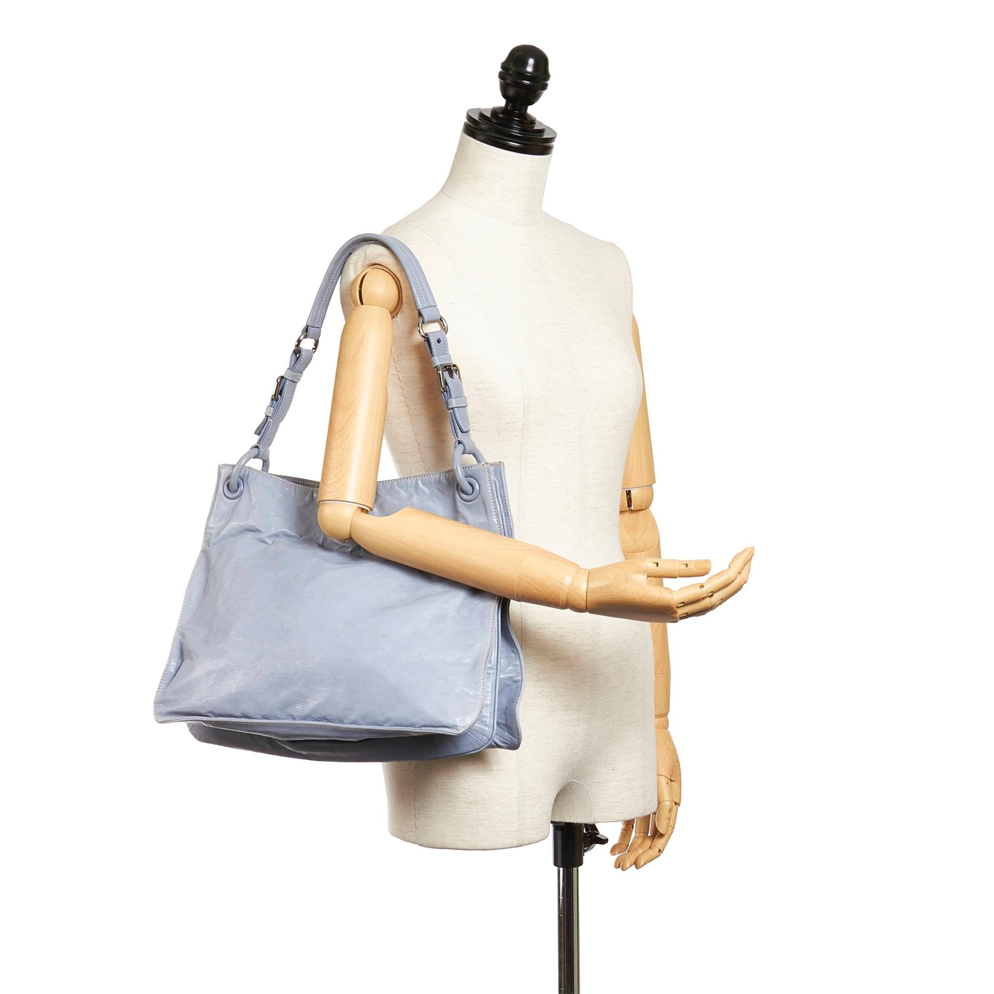 Prada Leather Tote Bag (SHG-27632)