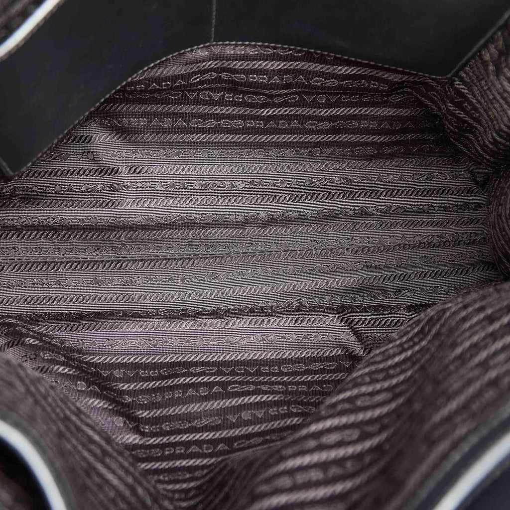Prada Saffiano Tote Bag (SHG-31544)