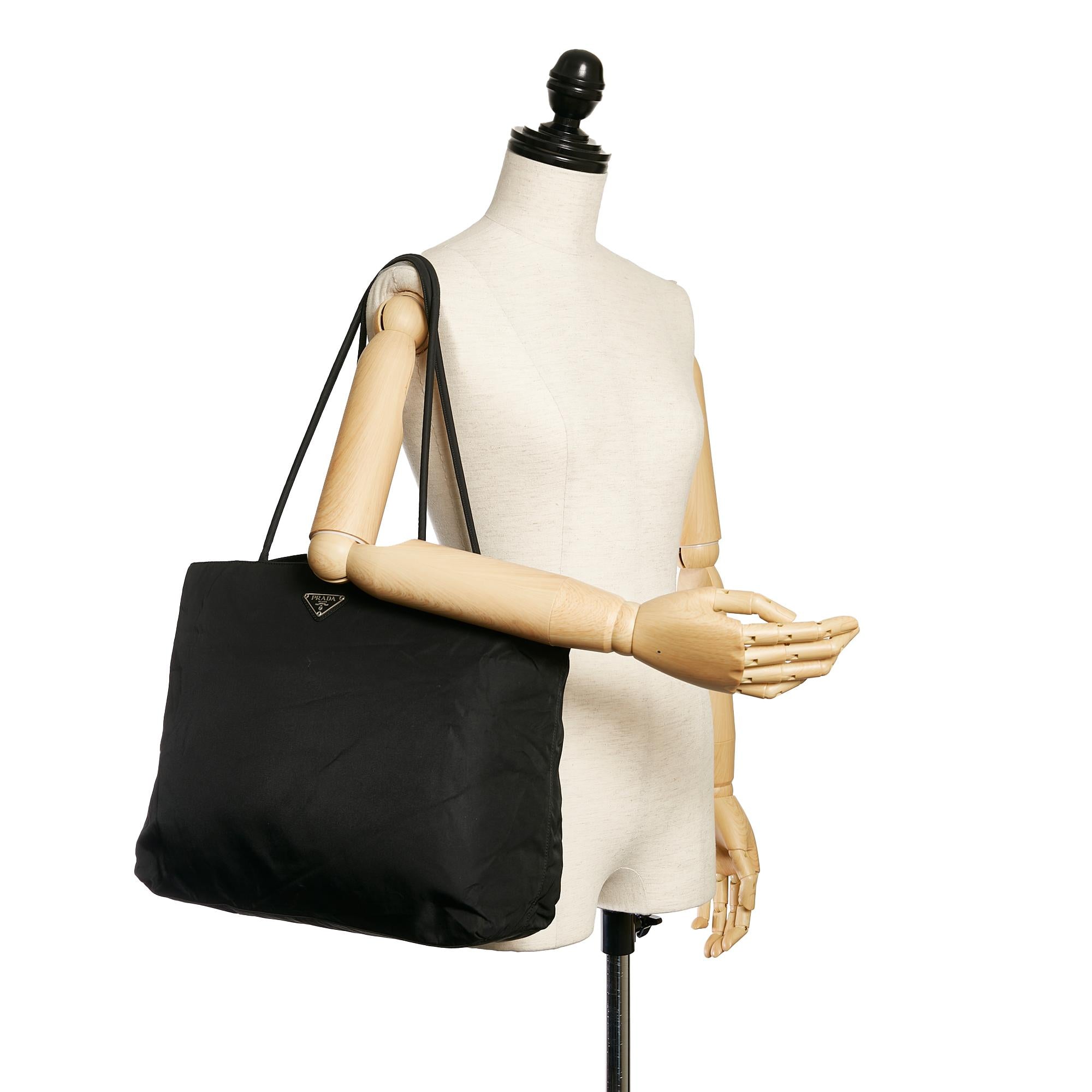 Prada Tessuto Shoulder Bag (SHG-28604)