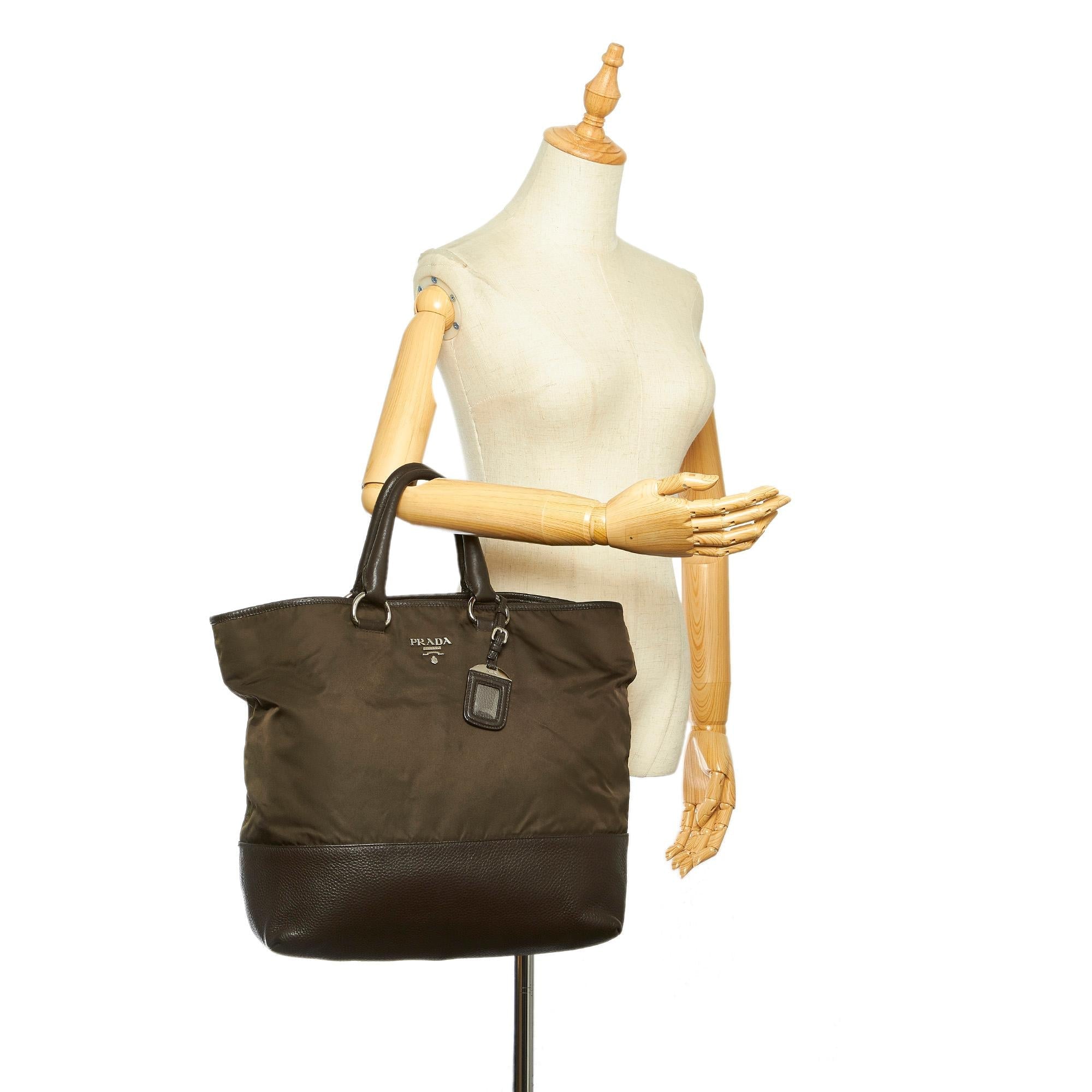Prada Tessuto Tote Bag (SHG-18313)