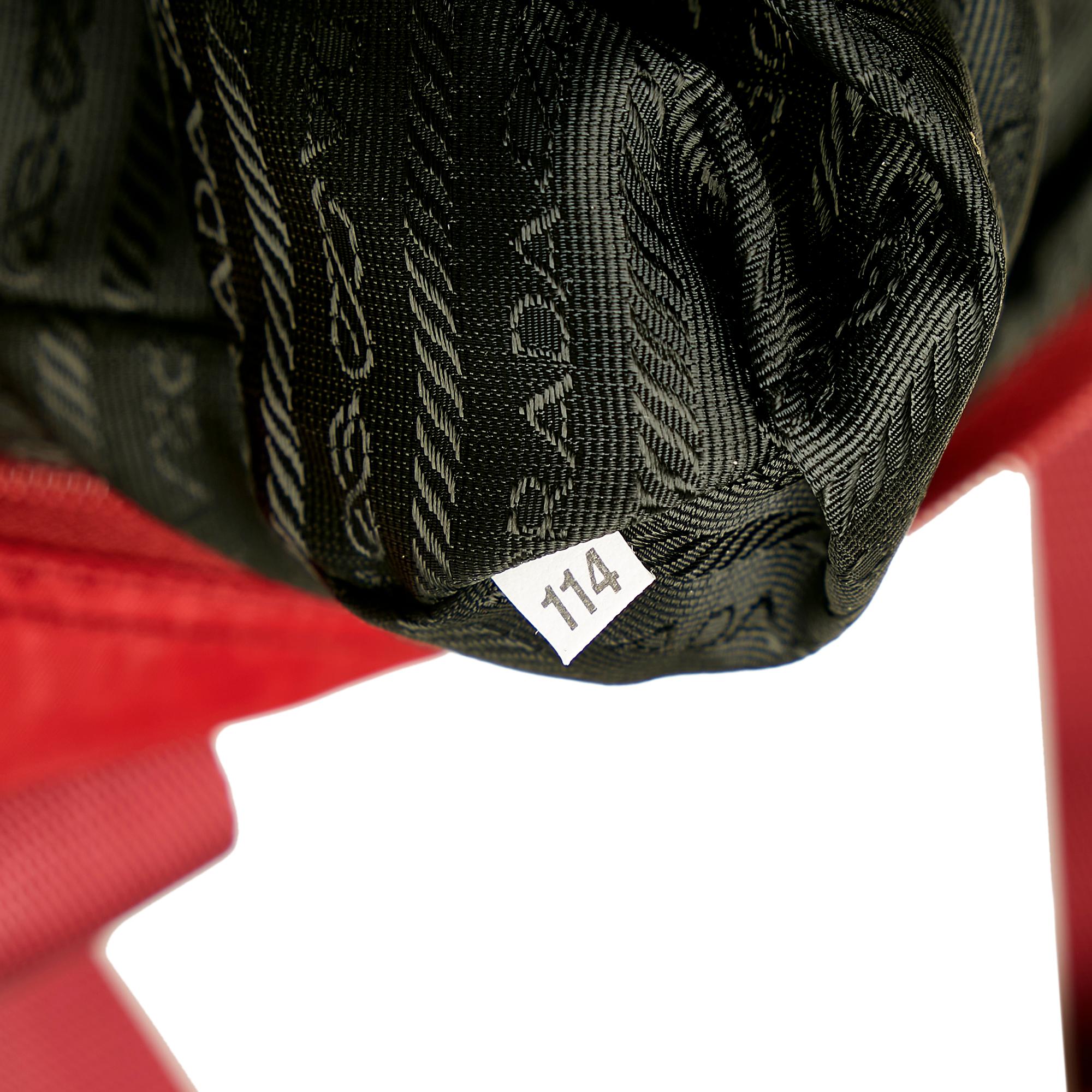 Prada Tessuto Tote Bag (SHG-26393)