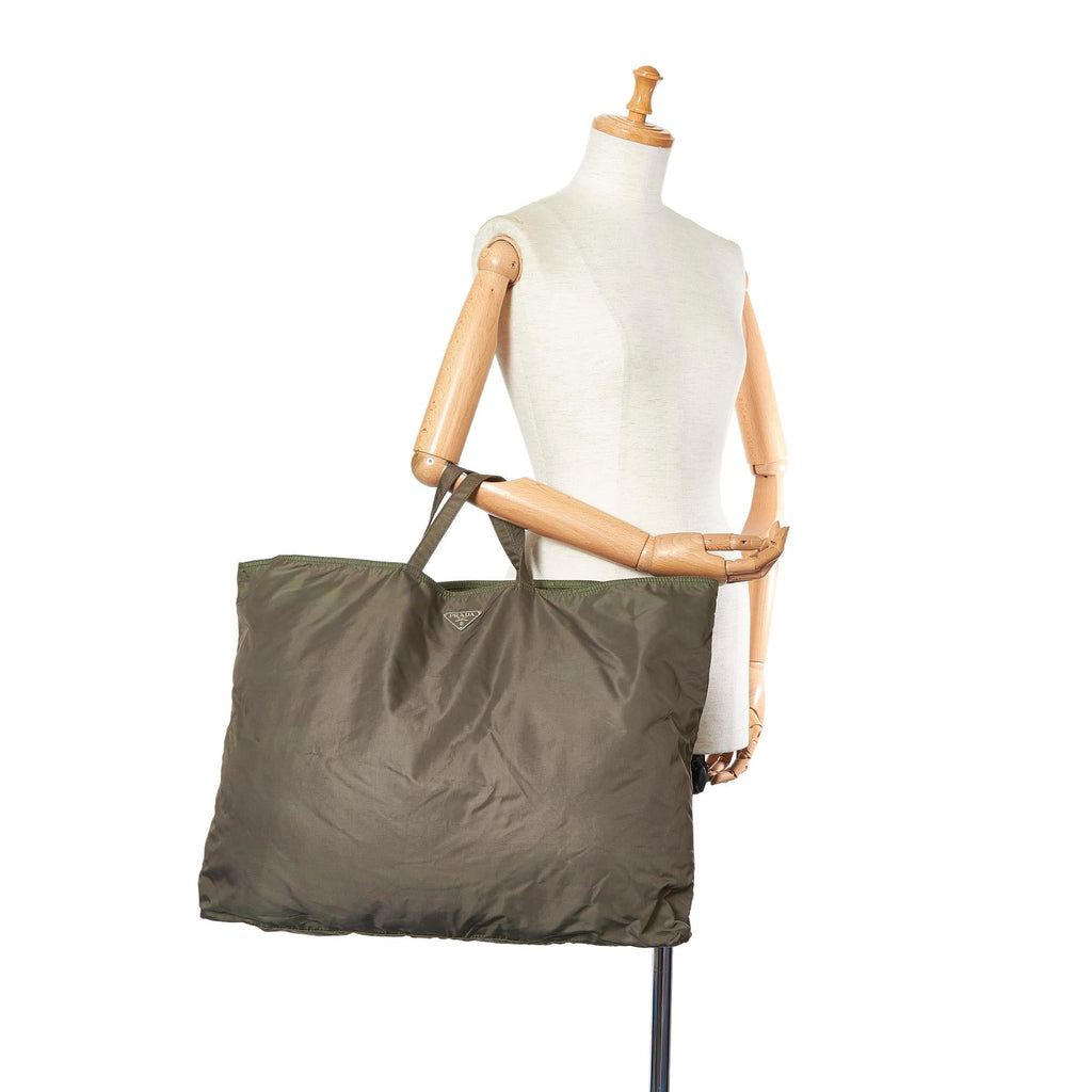 Prada Tessuto Tote Bag (SHG-26394)