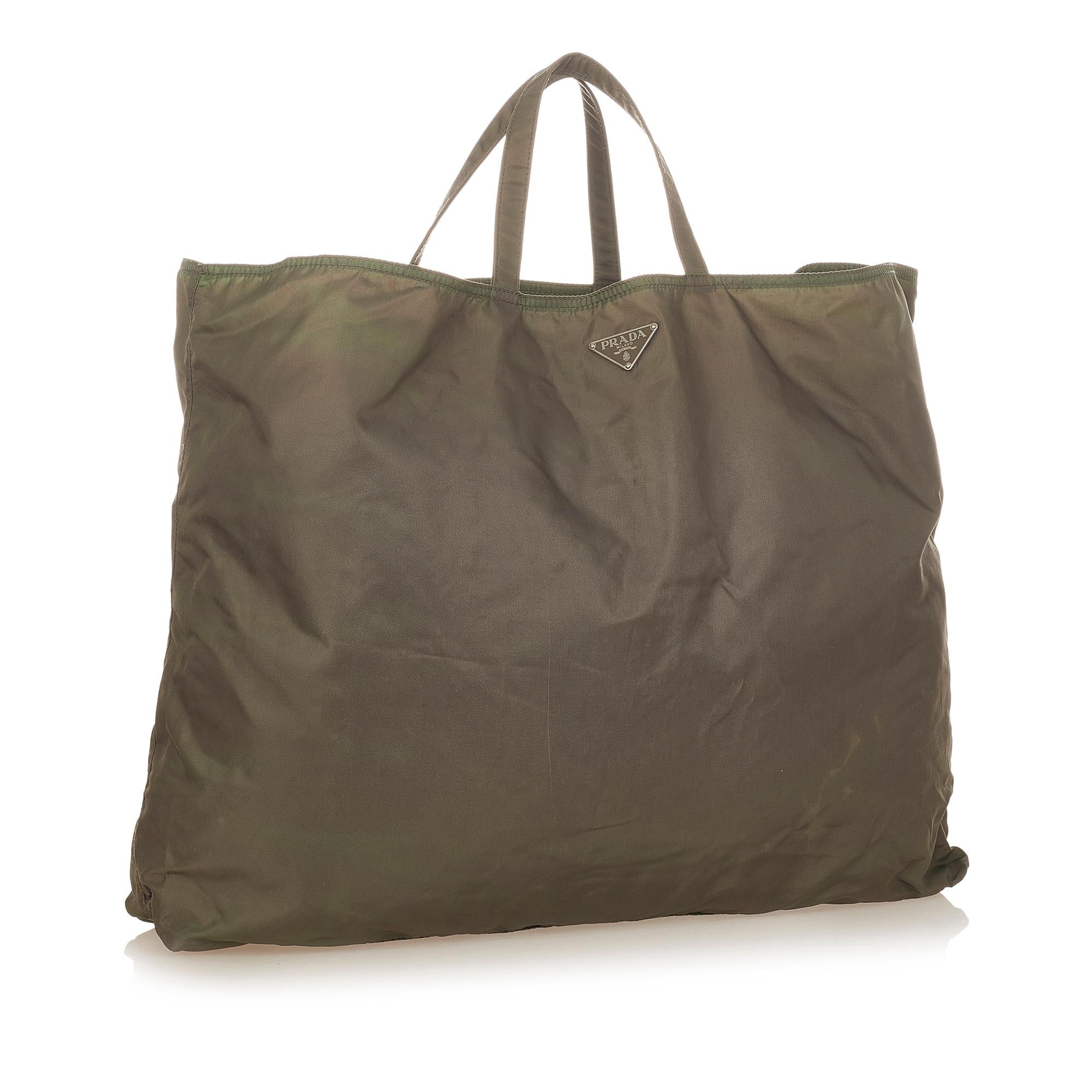 Prada Tessuto Tote Bag (SHG-26394)